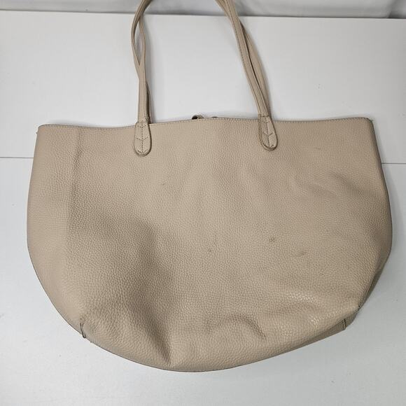 Y2K BCBG Paris Reversible Faux Leather Tote Laptop Bag Beige Goldtone Hardware - Picture 13 of 16